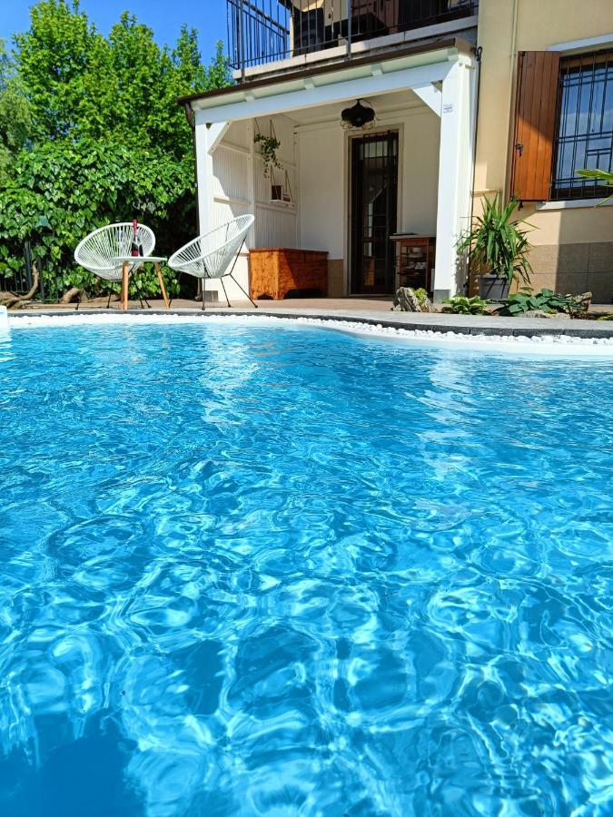 Picnic Room And Pool กัสเตลนูโอโว เดล การ์ดา ภายนอก รูปภาพ